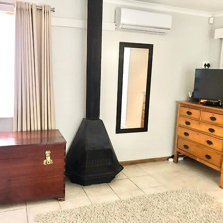 10Vdw Self Catering Apartments เดอร์บันวิลล์ ภายนอก รูปภาพ