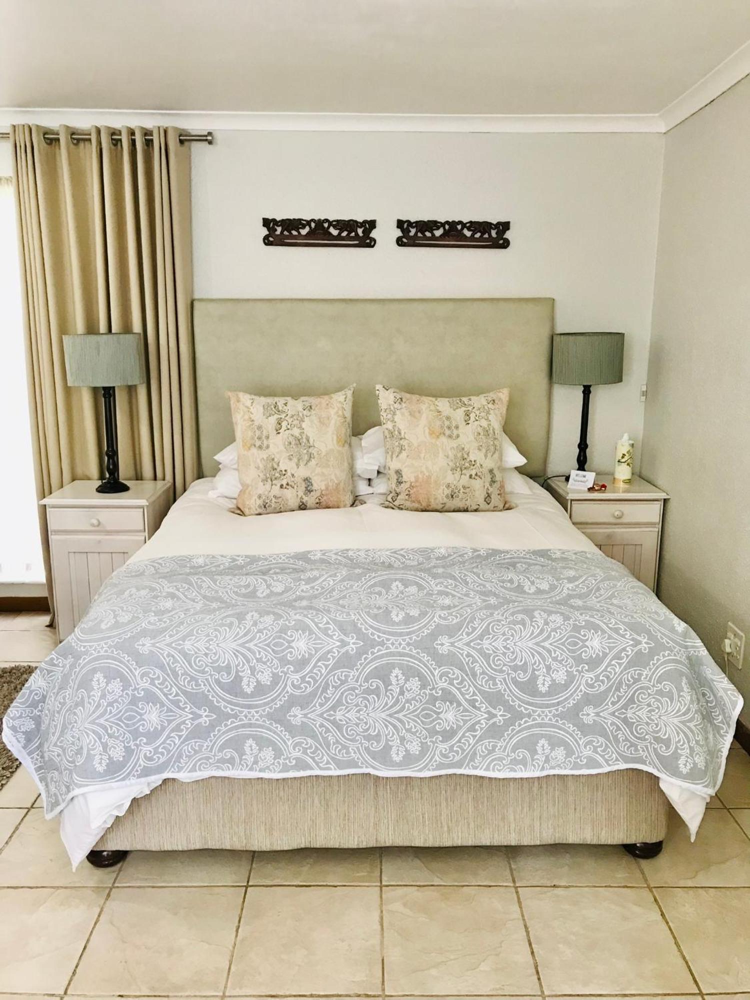 10Vdw Self Catering Apartments เดอร์บันวิลล์ ภายนอก รูปภาพ